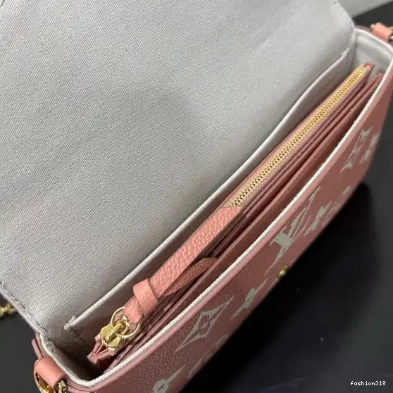 VUITTON LOUIS POCHETTE FÉLICIE 0430